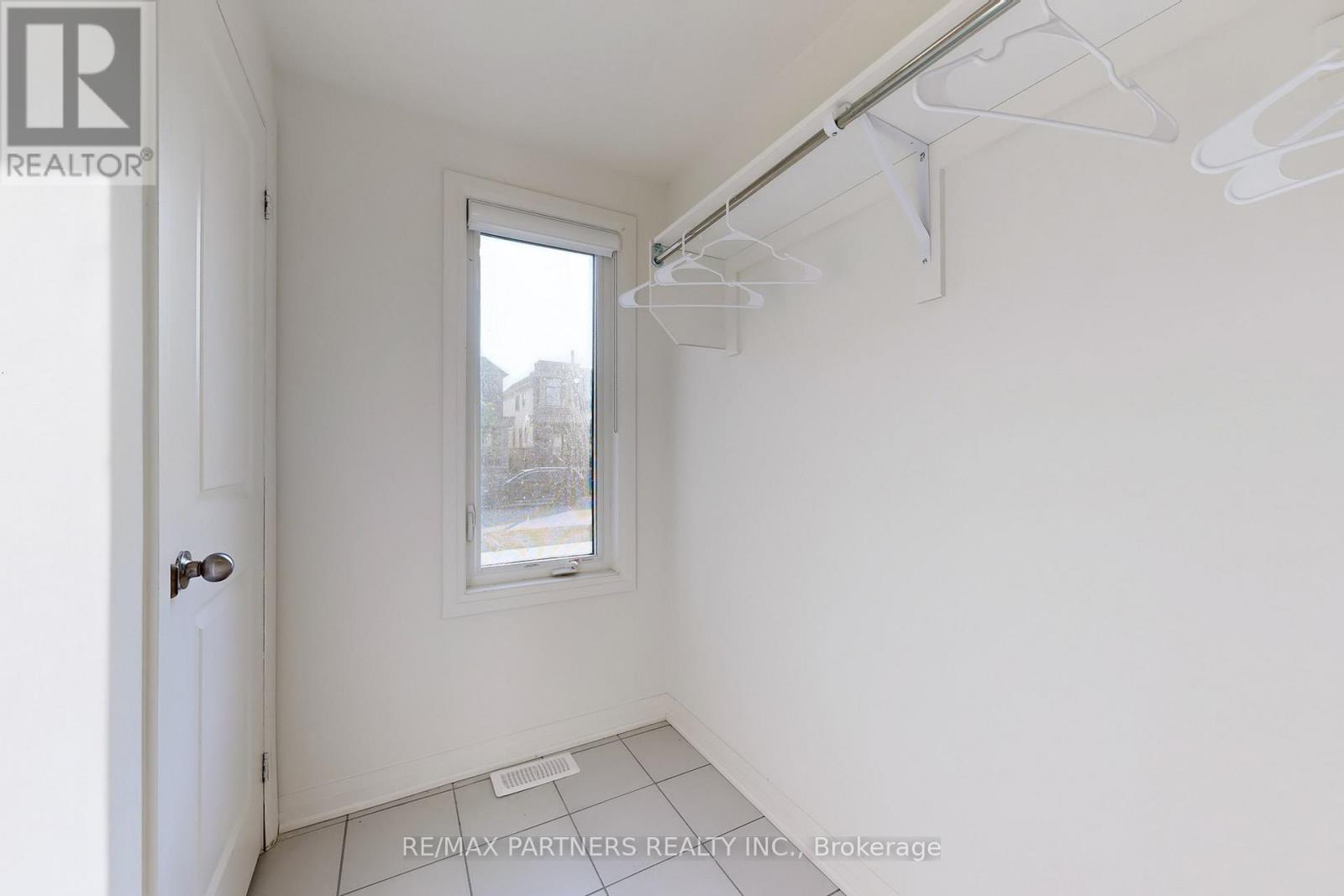 11 Yacht Drive, Clarington (Bowmanville), Ontario  L1B 4C1 - Photo 12 - E12274808