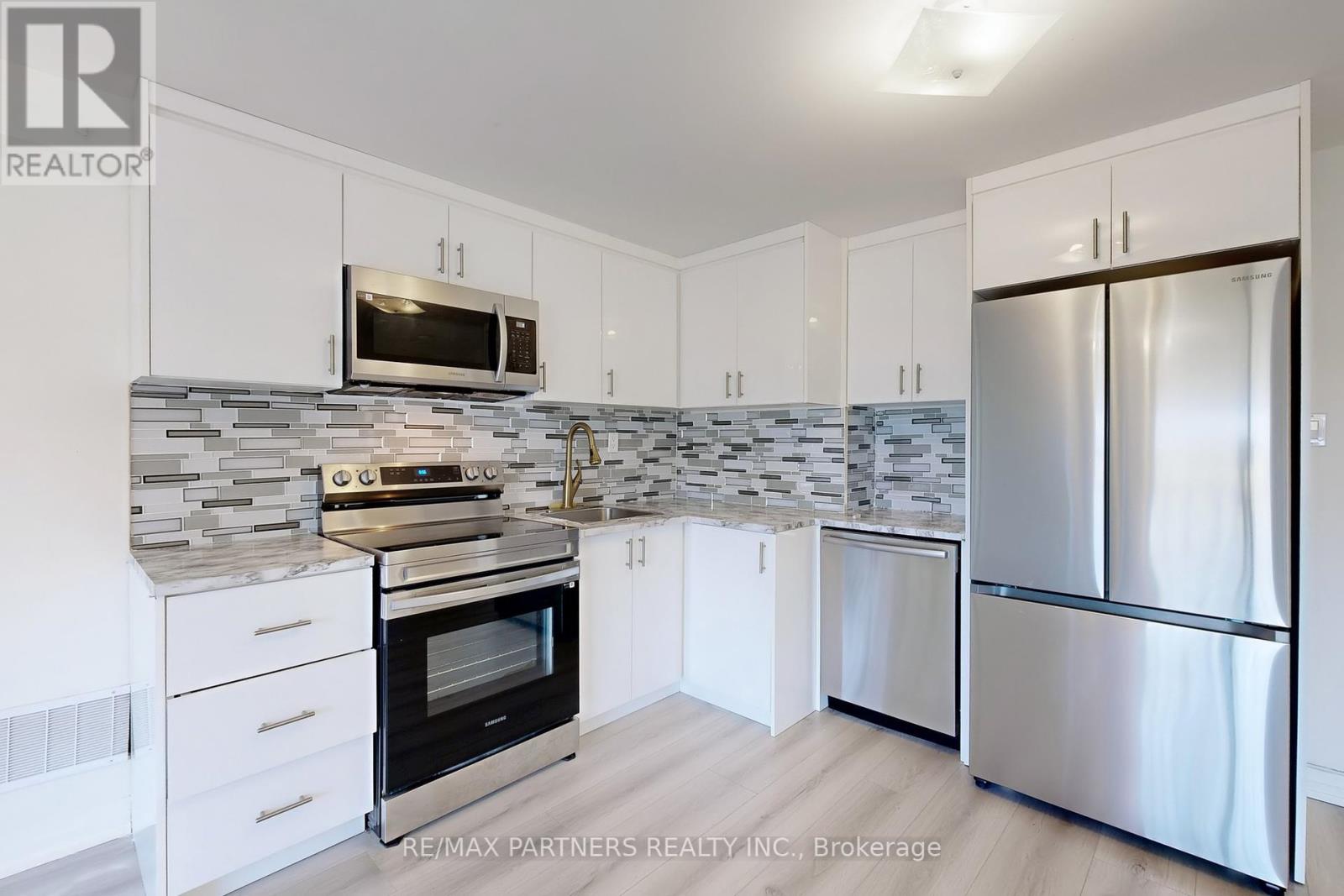 11 Yacht Drive, Clarington (Bowmanville), Ontario  L1B 4C1 - Photo 35 - E12274808