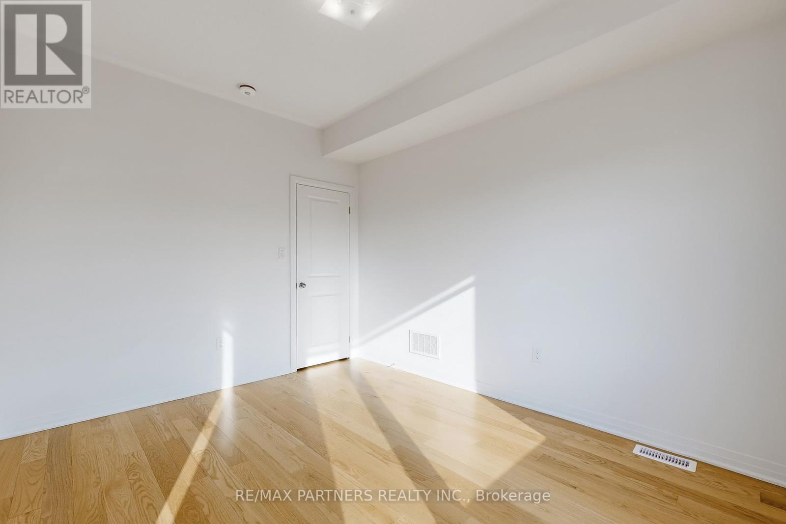 11 Yacht Drive, Clarington (Bowmanville), Ontario  L1B 4C1 - Photo 46 - E12274808