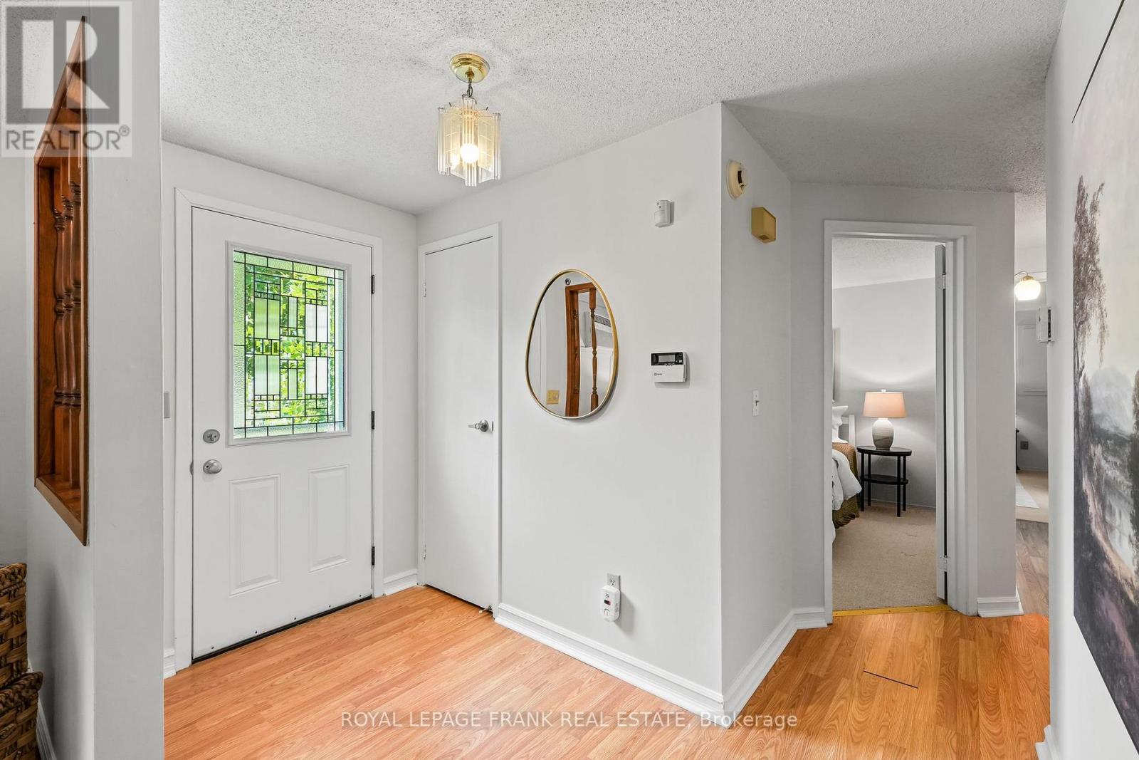 185 Wilmot Trail, Clarington (Newcastle), Ontario  L1B 1B9 - Photo 6 - E12274904