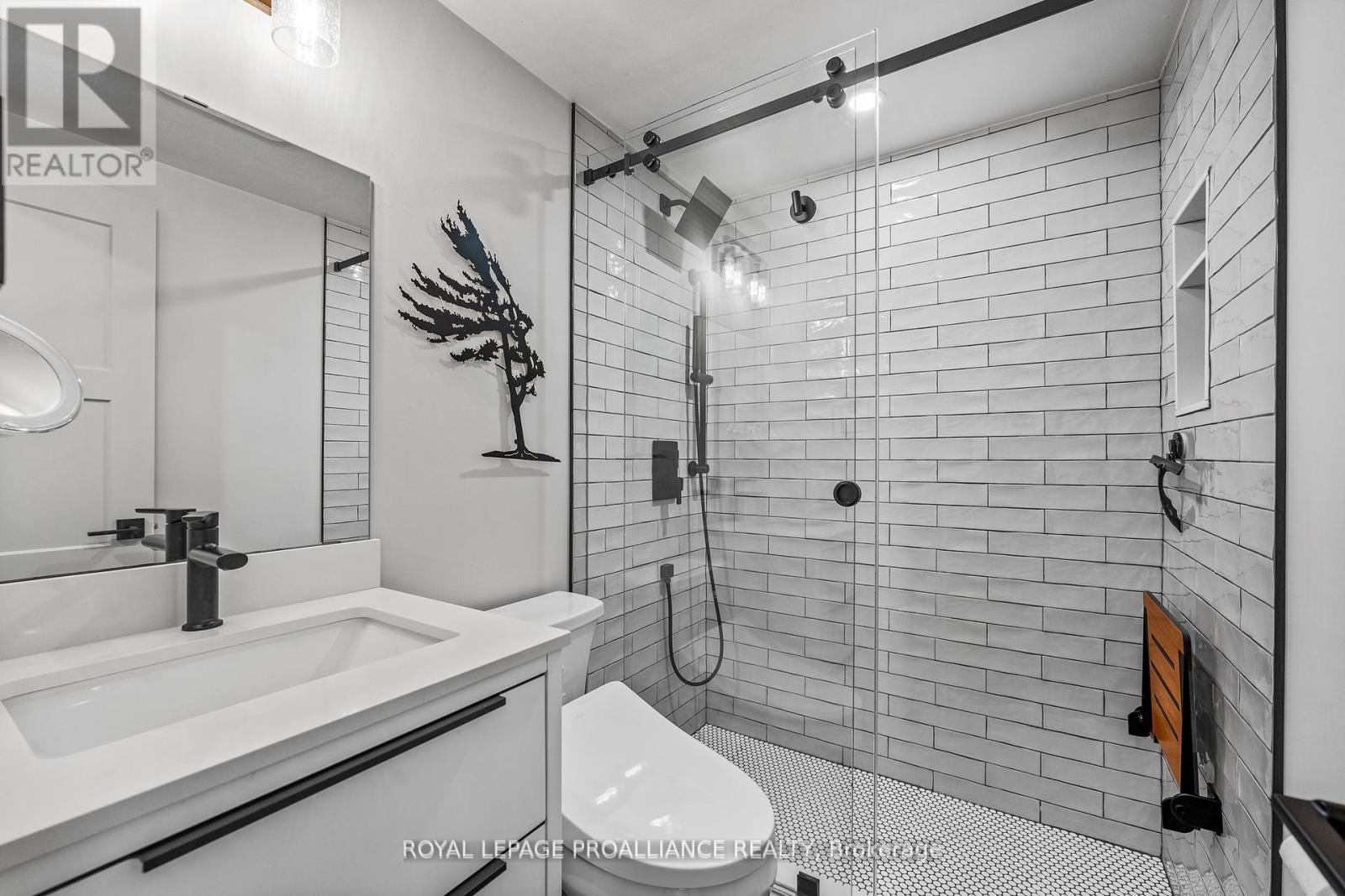 52c Lodge Road, Trent Hills, Ontario  K0L 1L0 - Photo 24 - X12275066