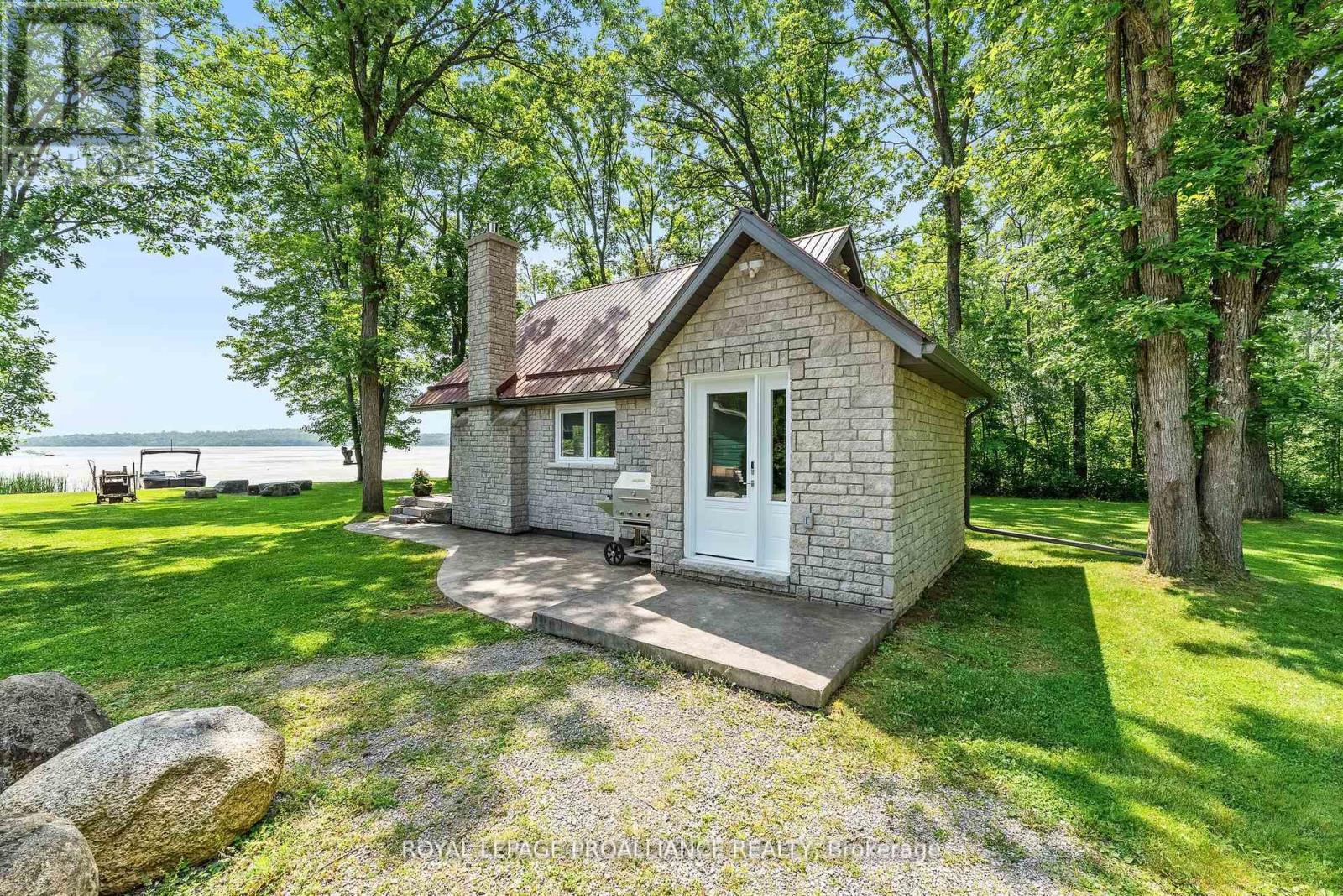 52c Lodge Road, Trent Hills, Ontario  K0L 1L0 - Photo 9 - X12275066