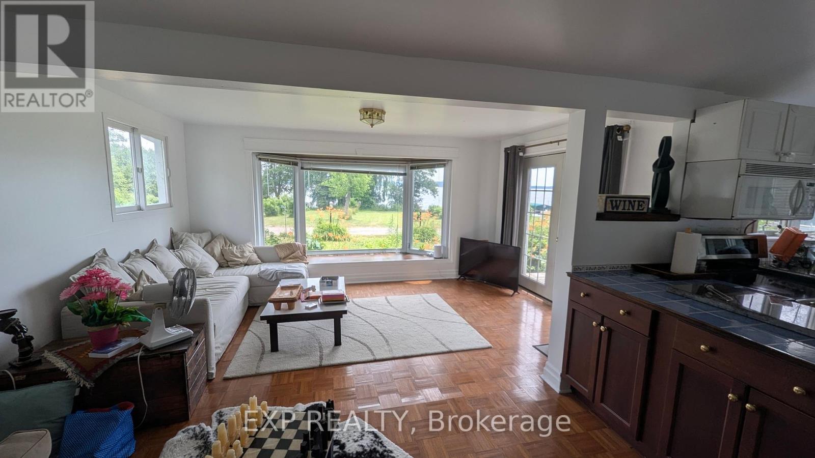 556 North Shore Drive W, Otonabee-South Monaghan, Ontario  K0L 1B0 - Photo 10 - X12275124