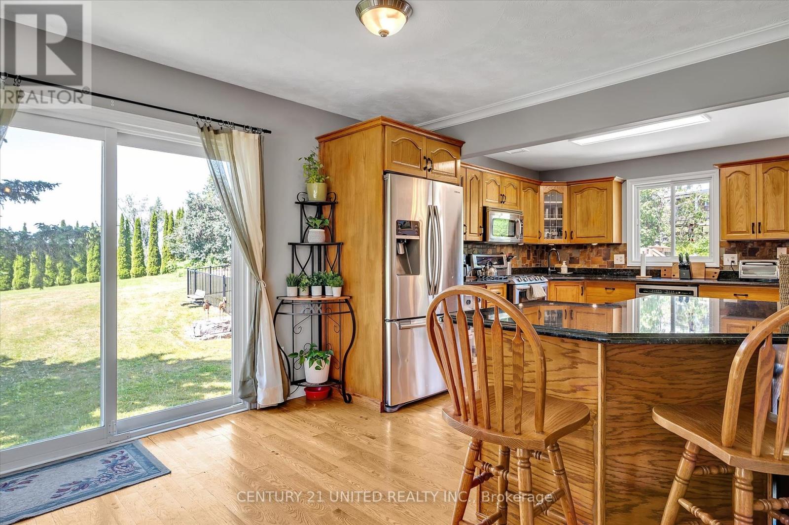 476 Franklin Drive, Selwyn, Ontario  K9J 6X4 - Photo 12 - X12275336