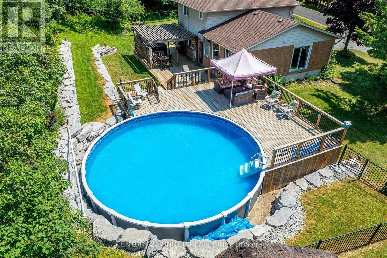 476 Franklin Drive, Selwyn, Ontario  K9J 6X4 - Photo 34 - X12275336