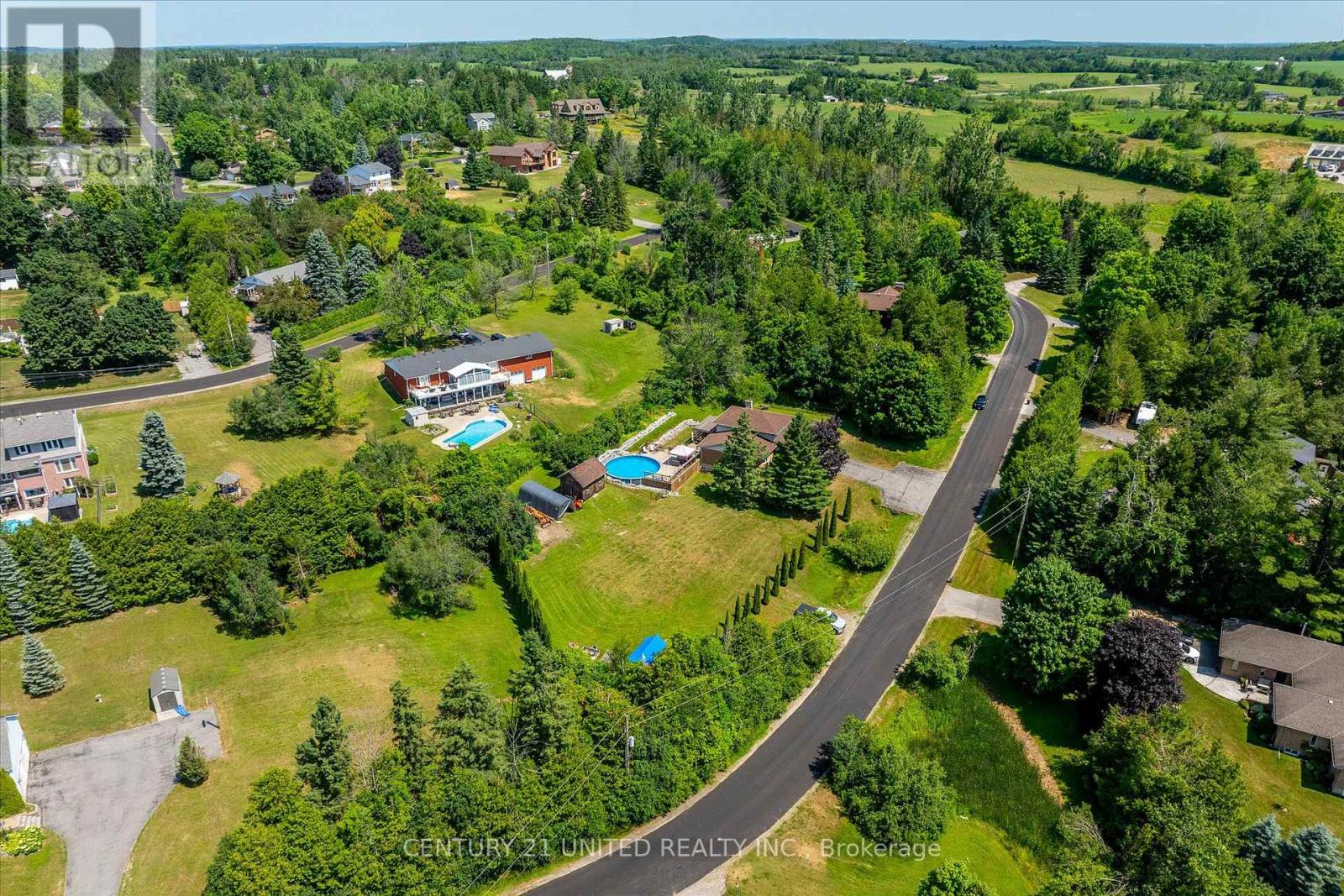 476 Franklin Drive, Selwyn, Ontario  K9J 6X4 - Photo 6 - X12275336