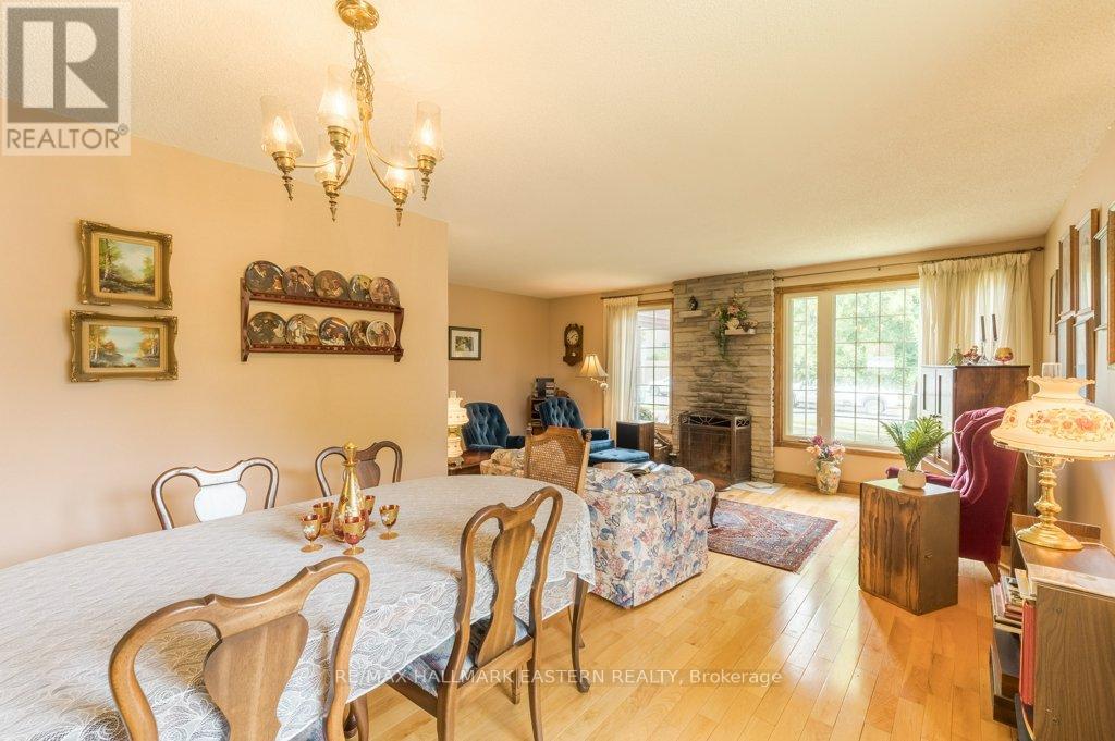 823 Wedgewood Court, Peterborough West (North), Ontario  K9J 7T8 - Photo 23 - X12275435