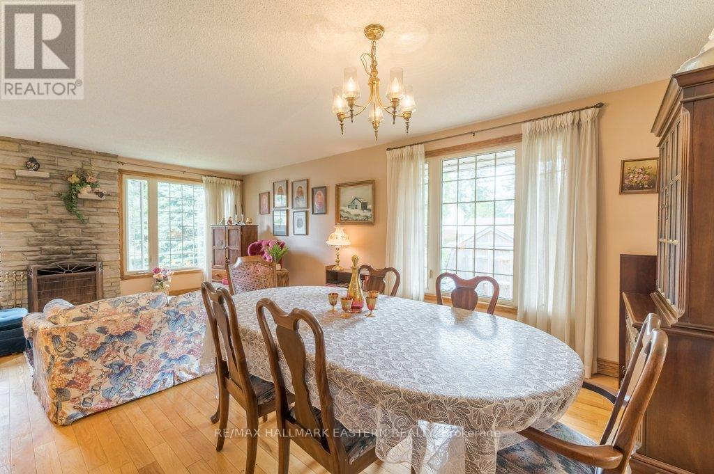 823 Wedgewood Court, Peterborough West (North), Ontario  K9J 7T8 - Photo 24 - X12275435