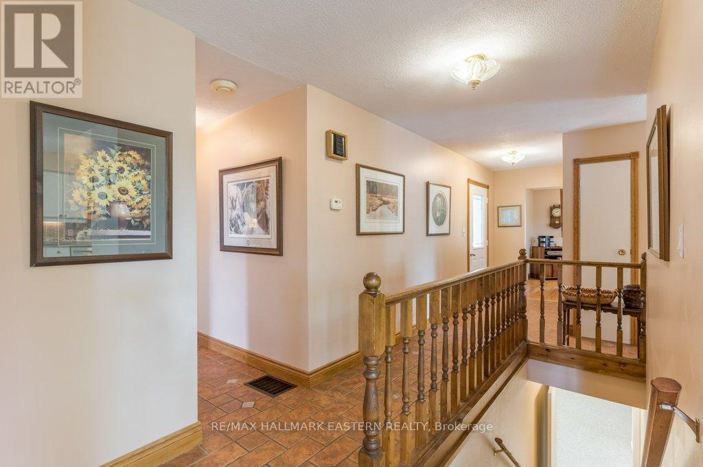 823 Wedgewood Court, Peterborough West (North), Ontario  K9J 7T8 - Photo 28 - X12275435