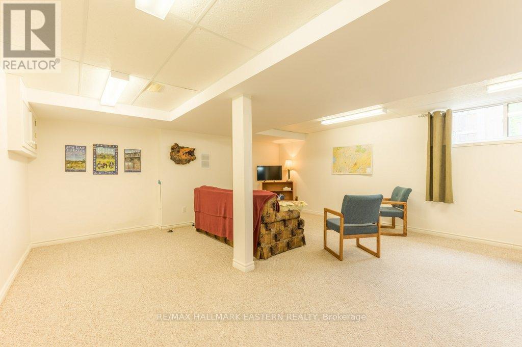 823 Wedgewood Court, Peterborough West (North), Ontario  K9J 7T8 - Photo 39 - X12275435
