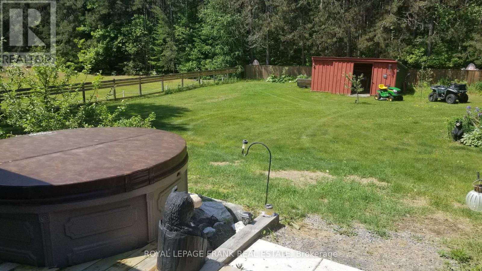 31 Boulter Lake Road, Hastings Highlands (Mcclure Ward), Ontario  K0L 2K0 - Photo 11 - X12275700