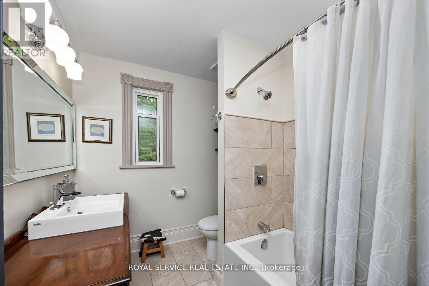 47 Kawartha Heights Boulevard, Peterborough West (Central), Ontario  K9J 1N5 - Photo 17 - X12276031