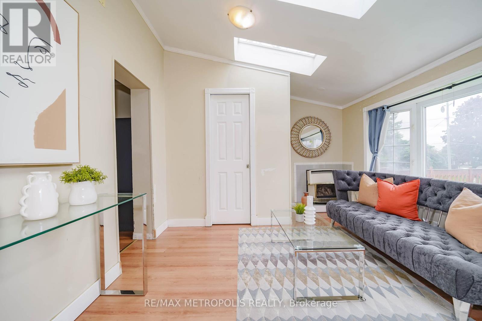 29 George Street E, Kawartha Lakes (Lindsay), Ontario  K9V 1W4 - Photo 26 - X12275859