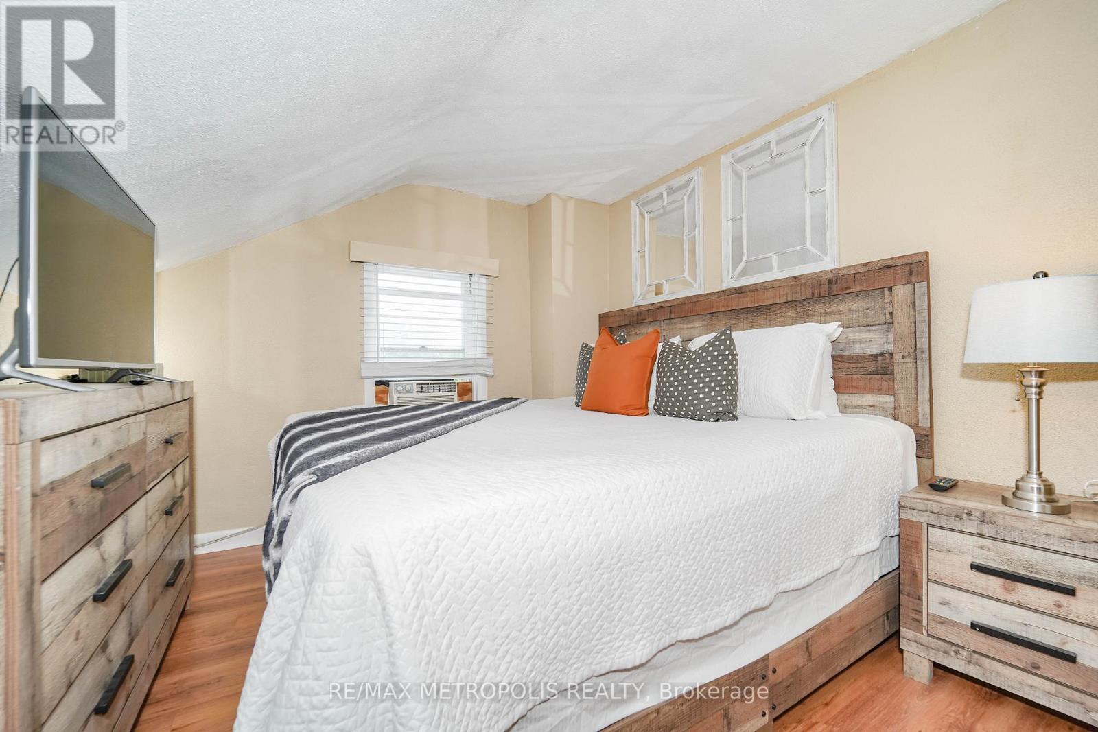 29 George Street E, Kawartha Lakes (Lindsay), Ontario  K9V 1W4 - Photo 43 - X12275859