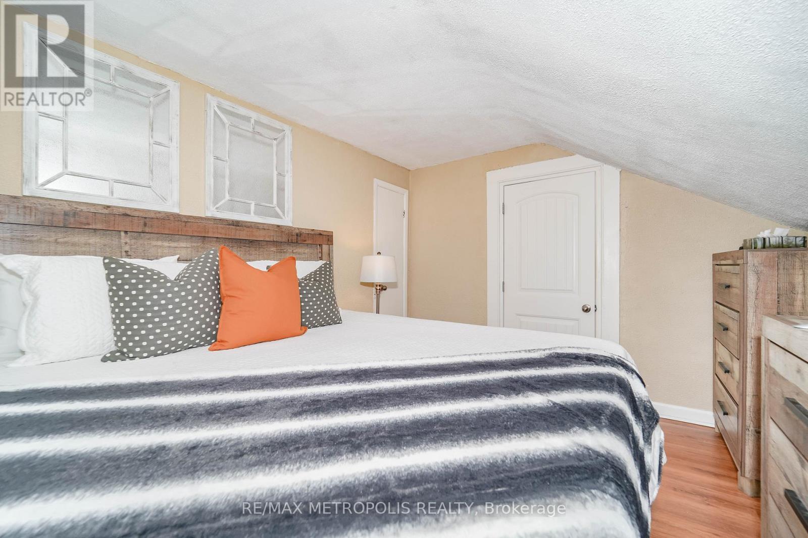 29 George Street E, Kawartha Lakes (Lindsay), Ontario  K9V 1W4 - Photo 44 - X12275859