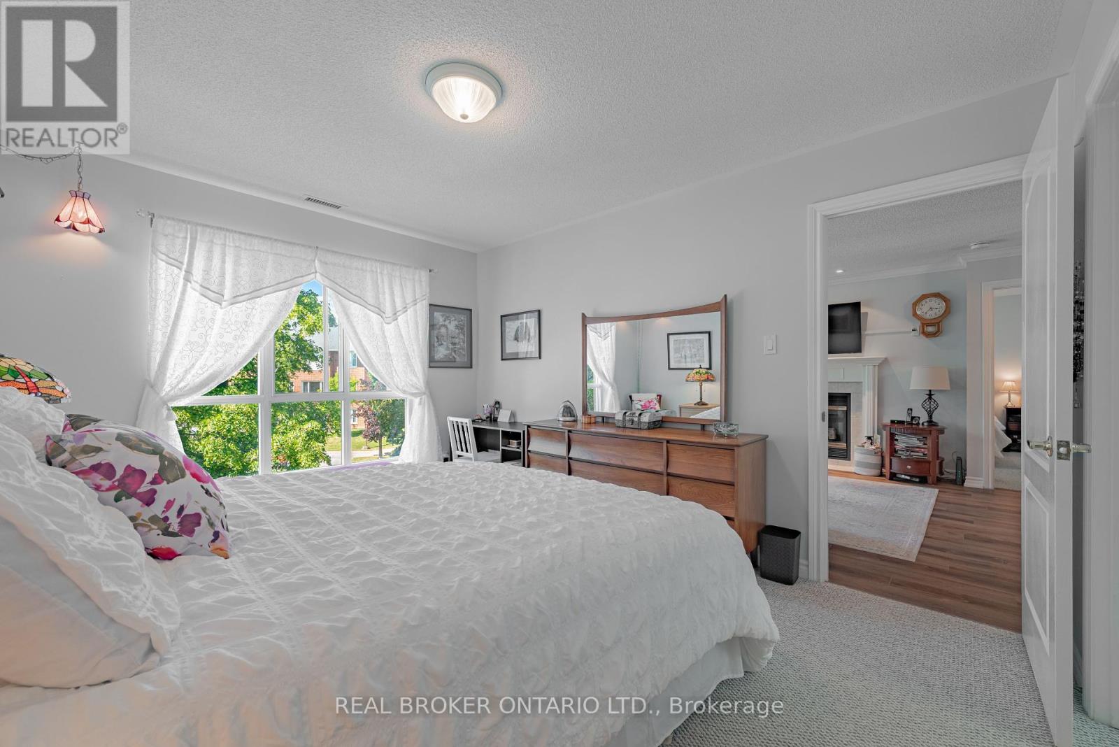 202 - 3 Heritage Way, Kawartha Lakes (Lindsay), Ontario  K9V 5Z1 - Photo 19 - X12276040