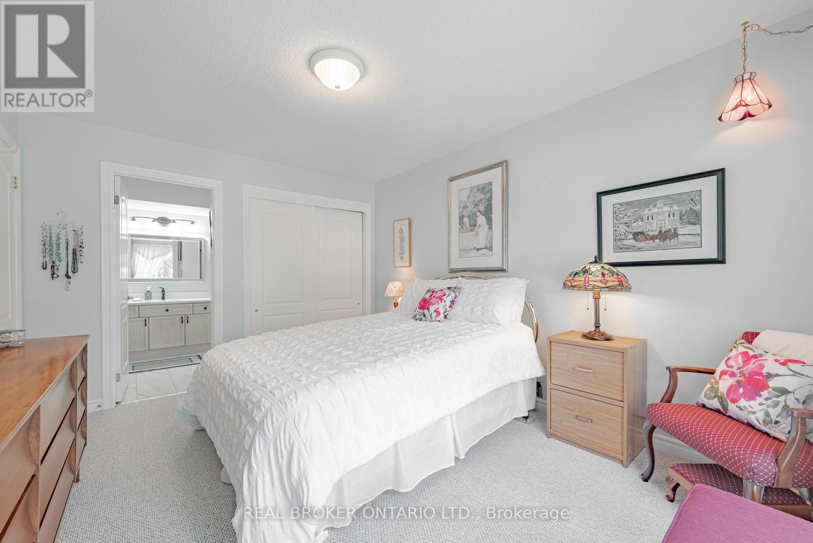202 - 3 Heritage Way, Kawartha Lakes (Lindsay), Ontario  K9V 5Z1 - Photo 20 - X12276040