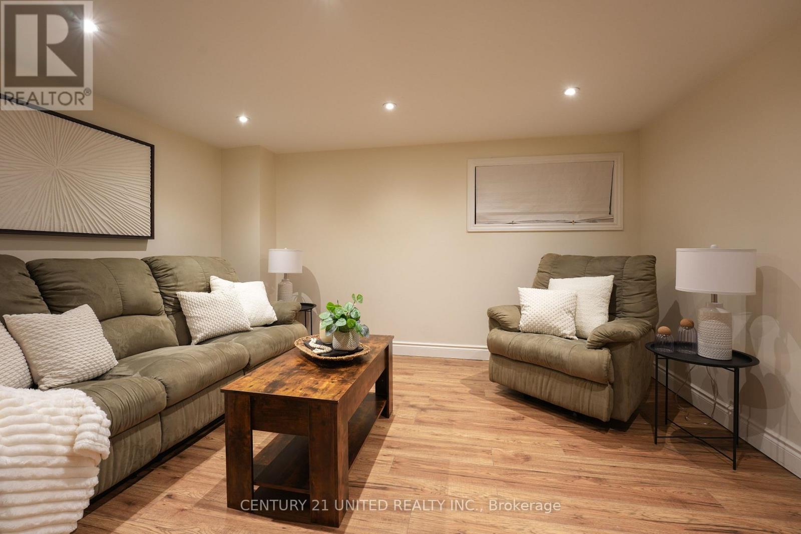 569 Westman Avenue, Peterborough West (South), Ontario  K9K 2H3 - Photo 28 - X12276541