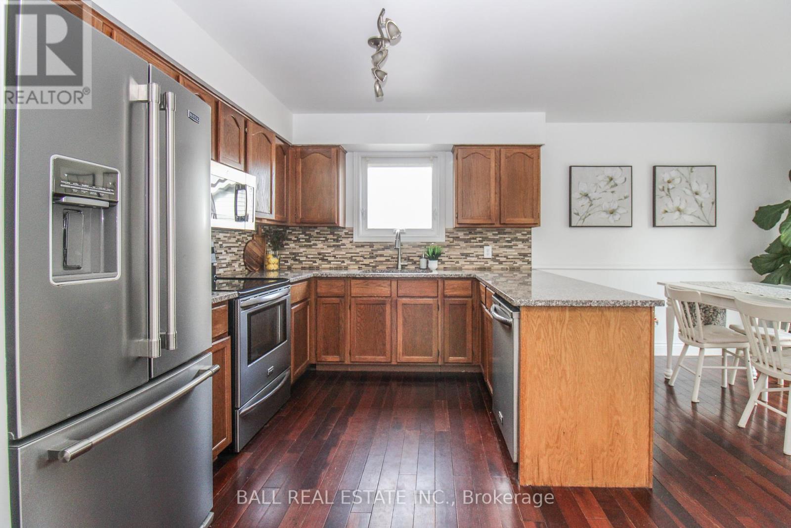 595 Westman Avenue, Peterborough West (South), Ontario  K9K 2H3 - Photo 10 - X12276566