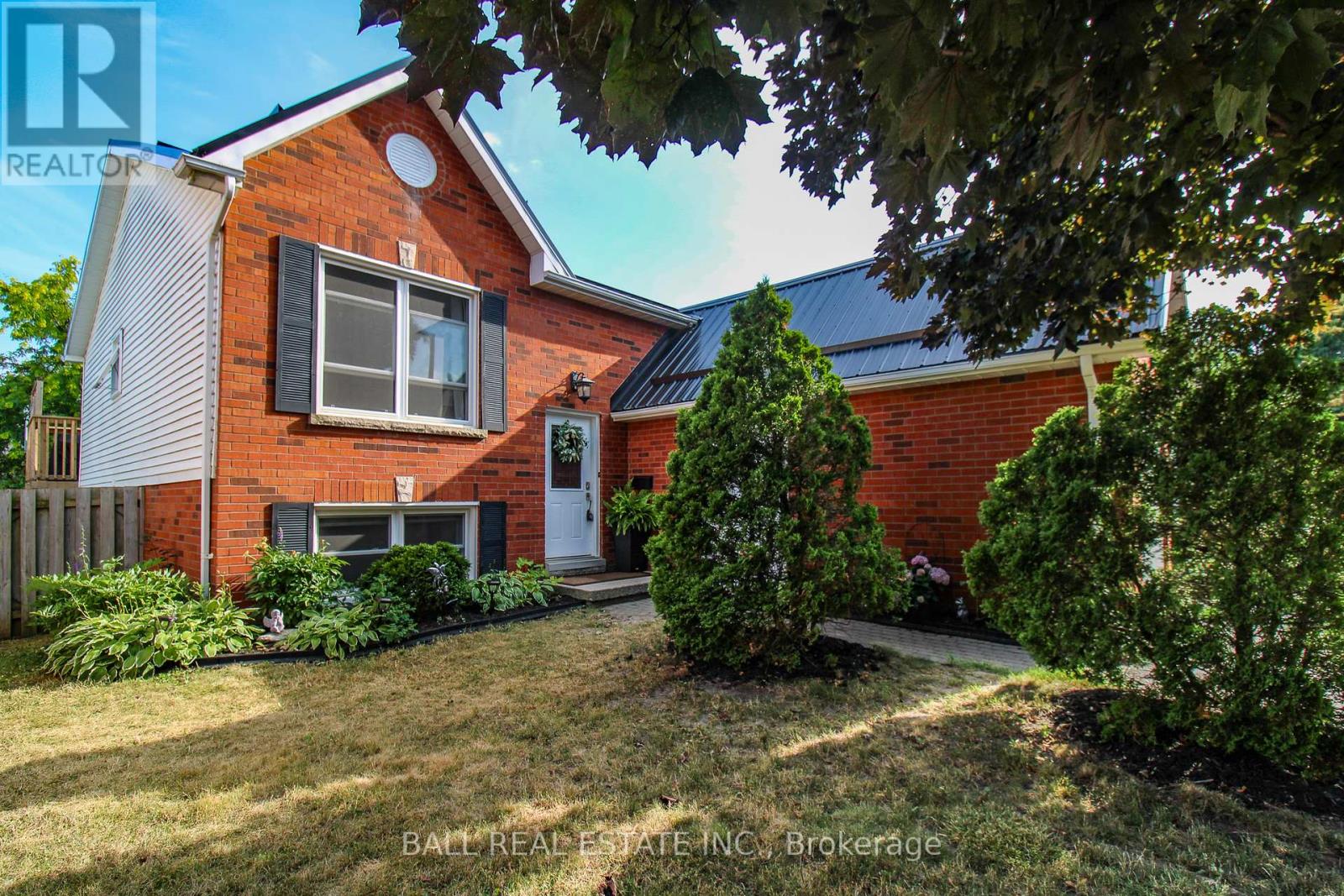 595 Westman Avenue, Peterborough West (South), Ontario  K9K 2H3 - Photo 2 - X12276566