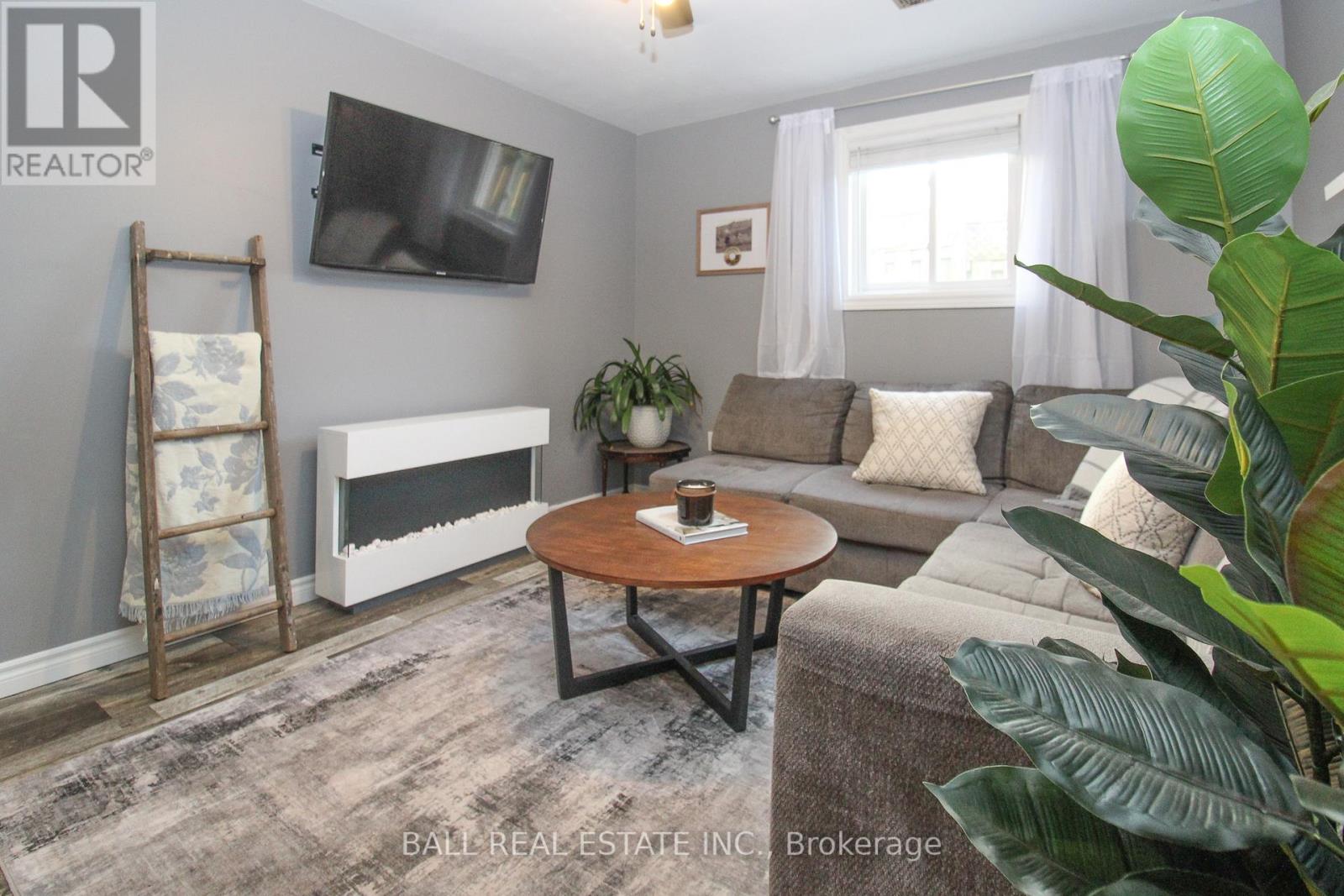 595 Westman Avenue, Peterborough West (South), Ontario  K9K 2H3 - Photo 26 - X12276566
