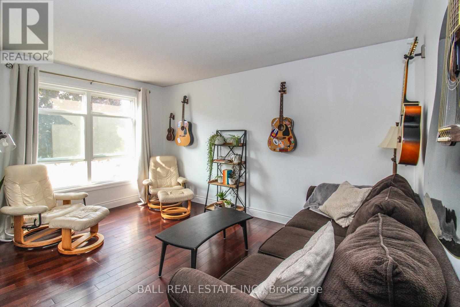 595 Westman Avenue, Peterborough West (South), Ontario  K9K 2H3 - Photo 6 - X12276566