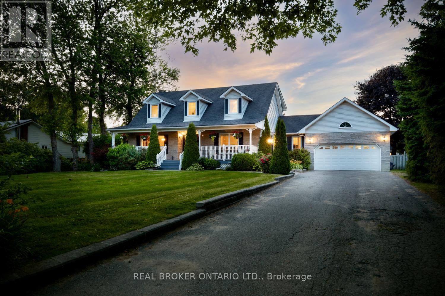 10 Brownsville Court, Clarington, Ontario  L1B 0L6 - Photo 1 - E12276634