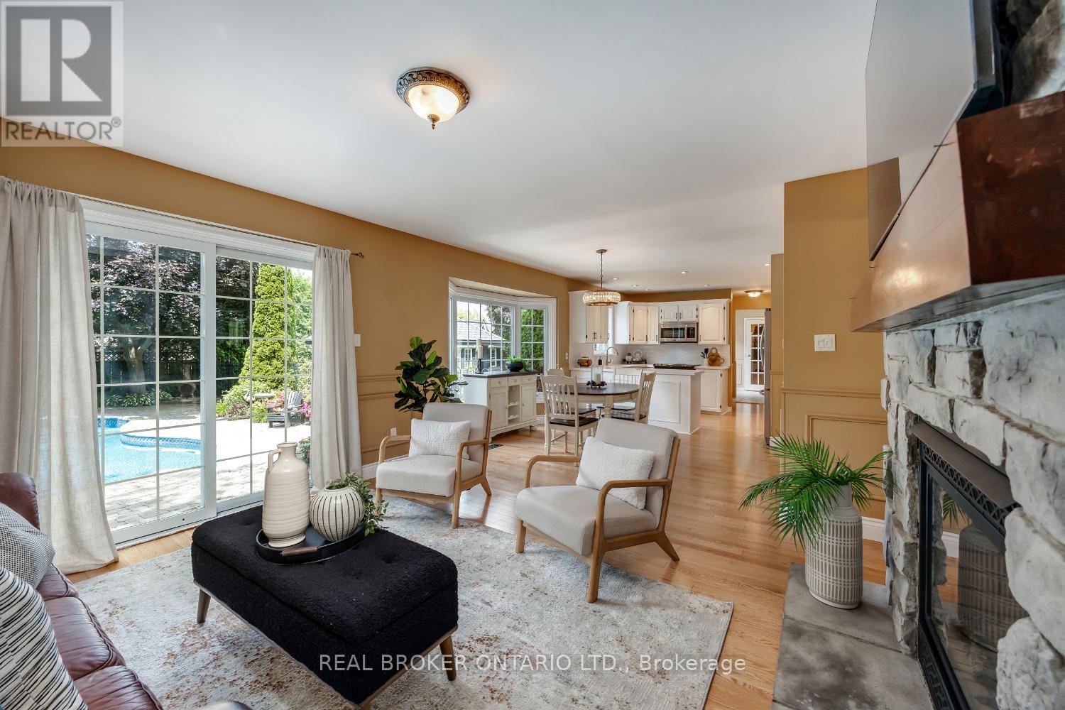 10 Brownsville Court, Clarington, Ontario  L1B 0L6 - Photo 11 - E12276634