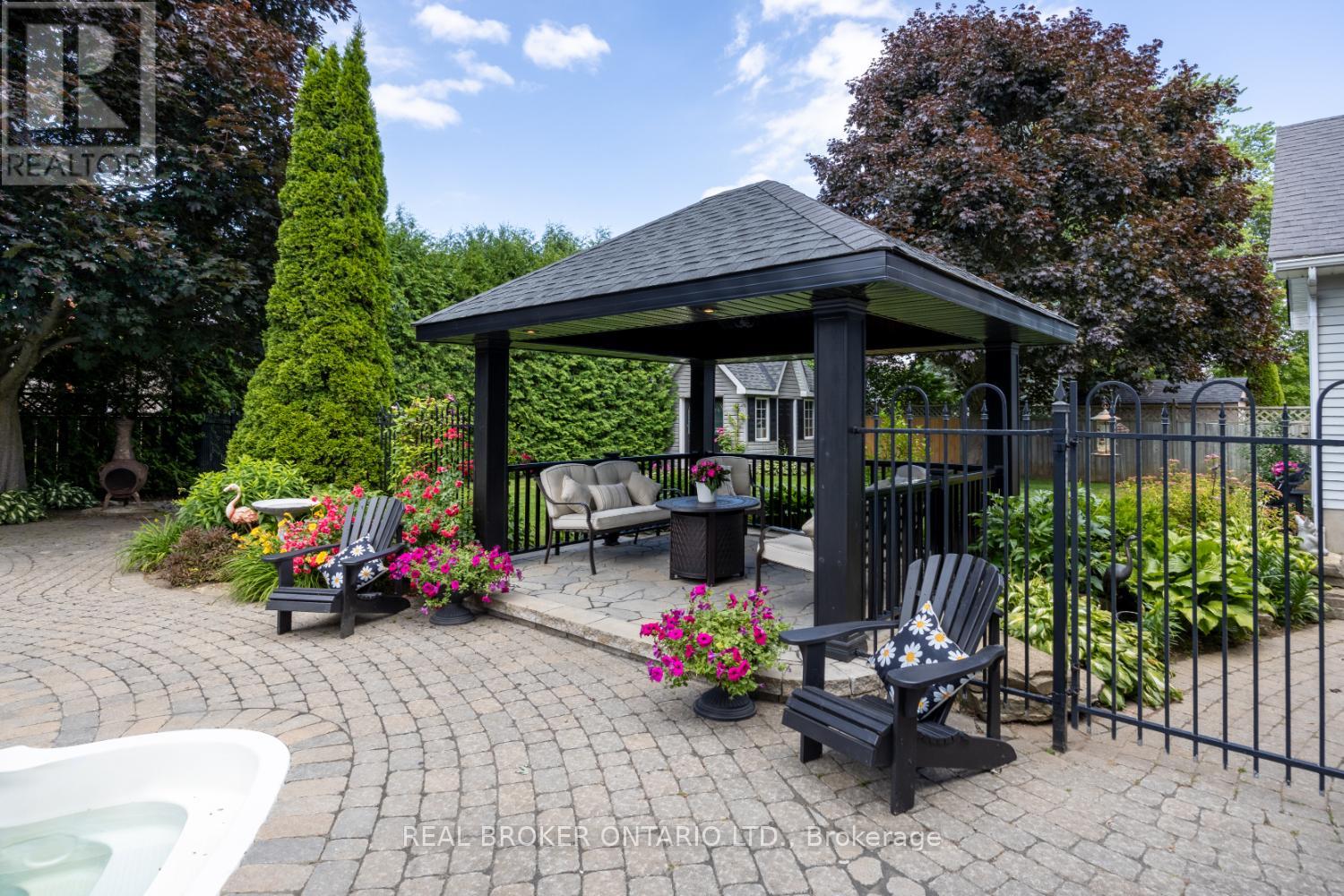 10 Brownsville Court, Clarington, Ontario  L1B 0L6 - Photo 34 - E12276634