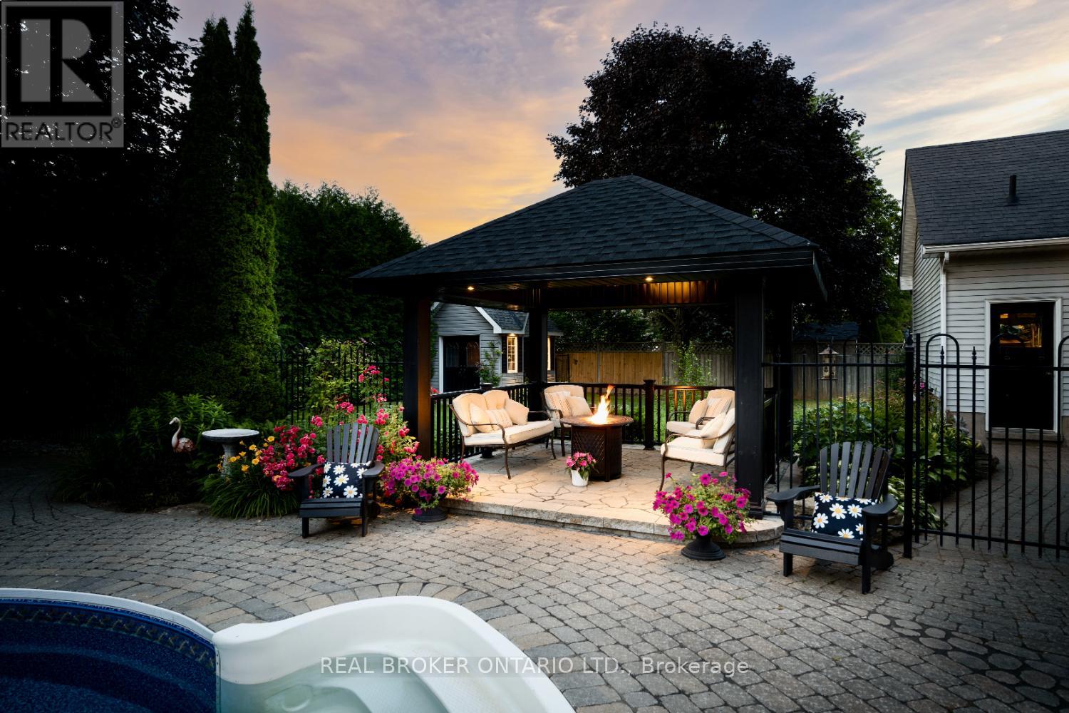 10 Brownsville Court, Clarington, Ontario  L1B 0L6 - Photo 37 - E12276634