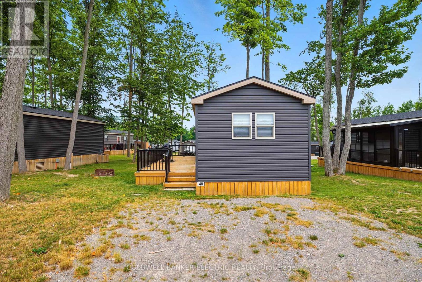 40 Stand - 1235 Villiers Line, Otonabee-South Monaghan, Ontario  K0L 2G0 - Photo 6 - X12276636