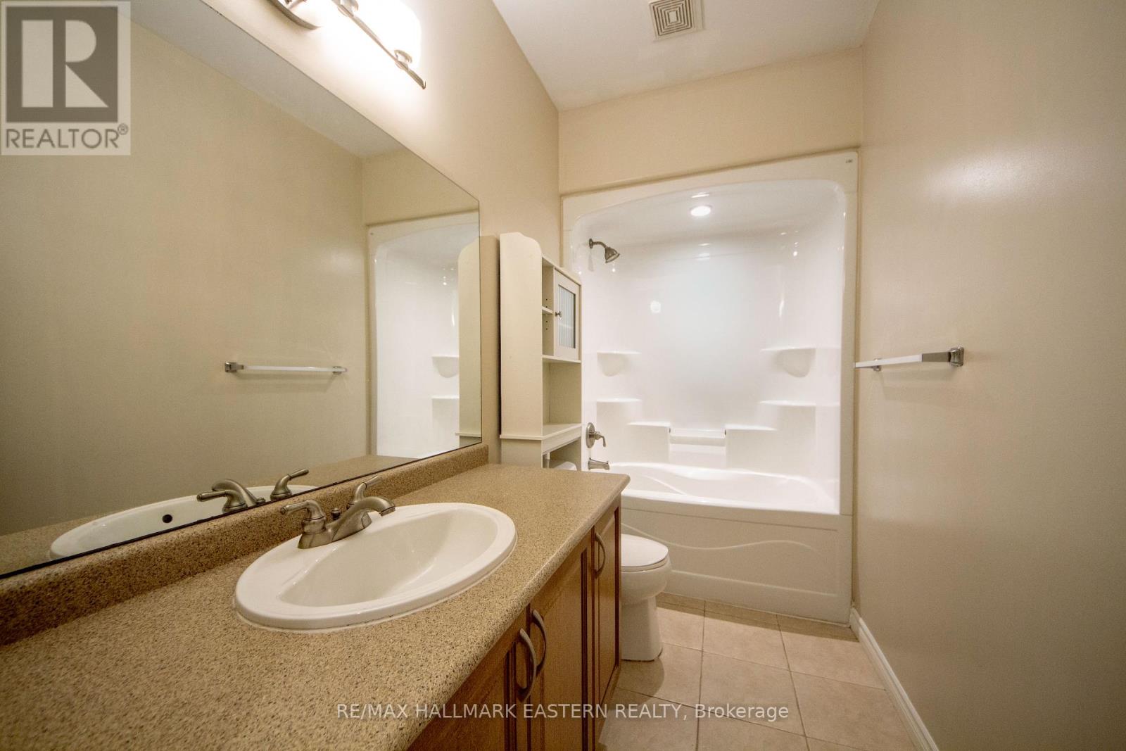 1568 Ireland Drive, Peterborough West (North), Ontario  K9K 2T2 - Photo 28 - X12276669