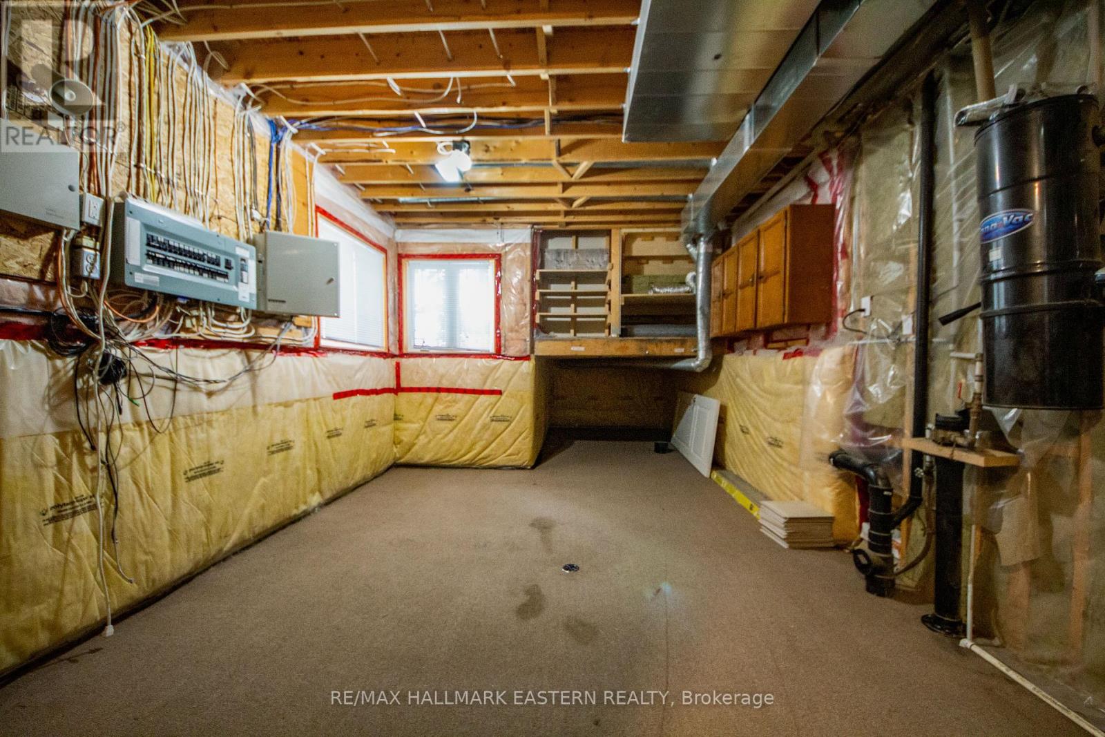 1568 Ireland Drive, Peterborough West (North), Ontario  K9K 2T2 - Photo 32 - X12276669