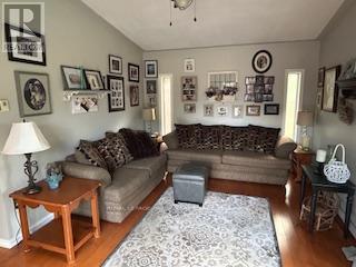654 Mystic Crescent, Selwyn, Ontario  K0L 1T0 - Photo 19 - X12276809