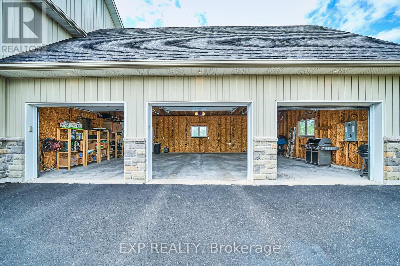 2317 Hillview Drive, Cavan Monaghan (Cavan Twp), Ontario  L0A 1A0 - Photo 15 - X12276769