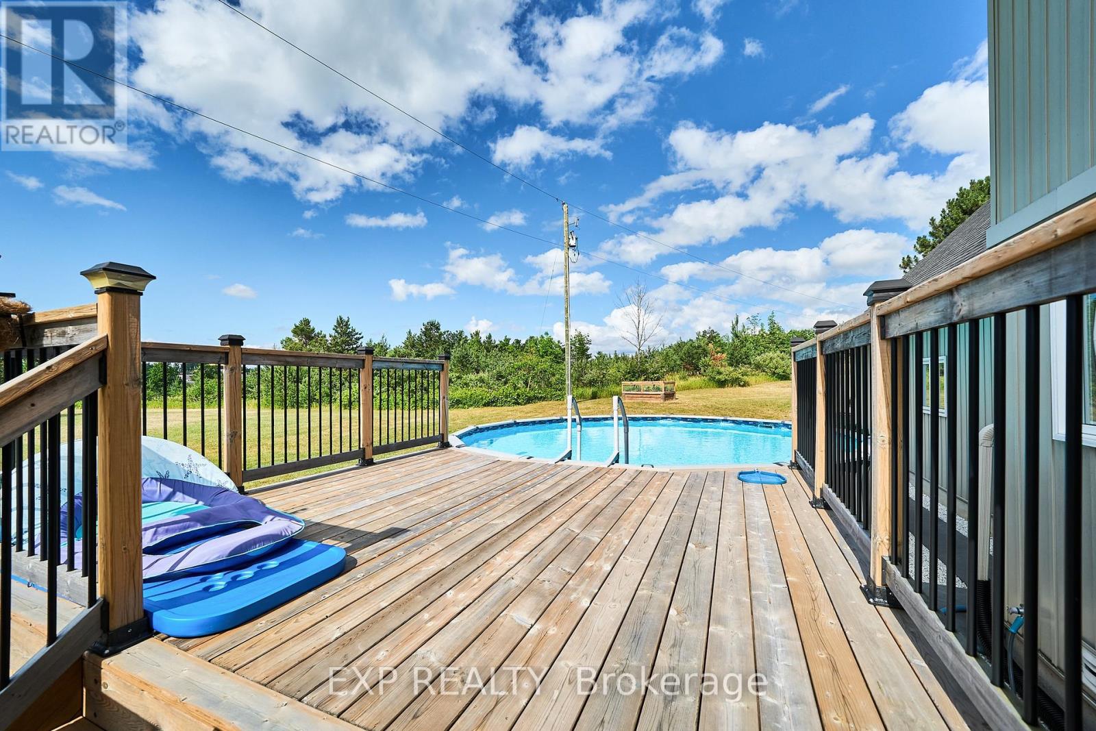 2317 Hillview Drive, Cavan Monaghan (Cavan Twp), Ontario  L0A 1A0 - Photo 6 - X12276769