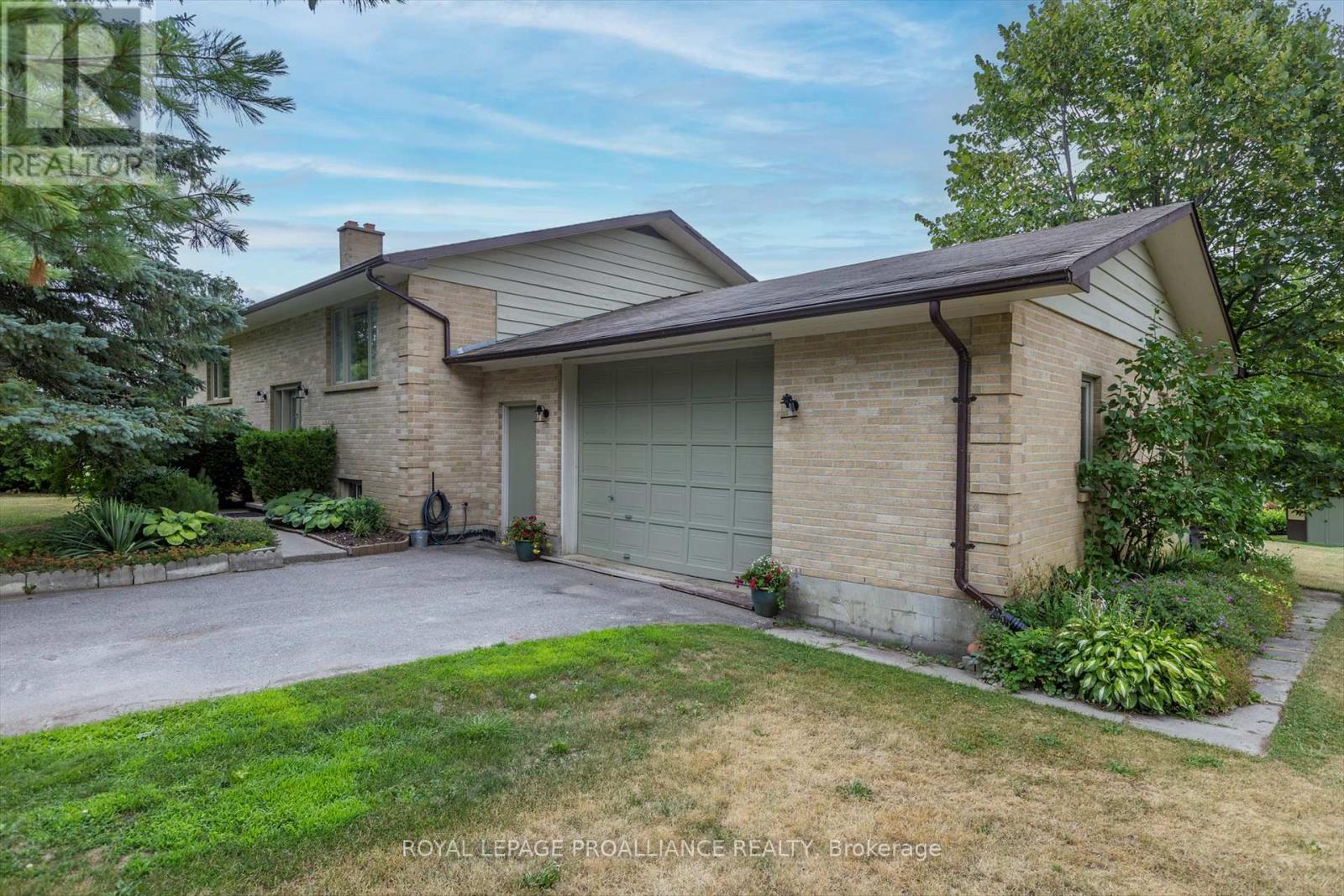 859 County Road 35, Trent Hills, Ontario  K0L 1L0 - Photo 1 - X12276773