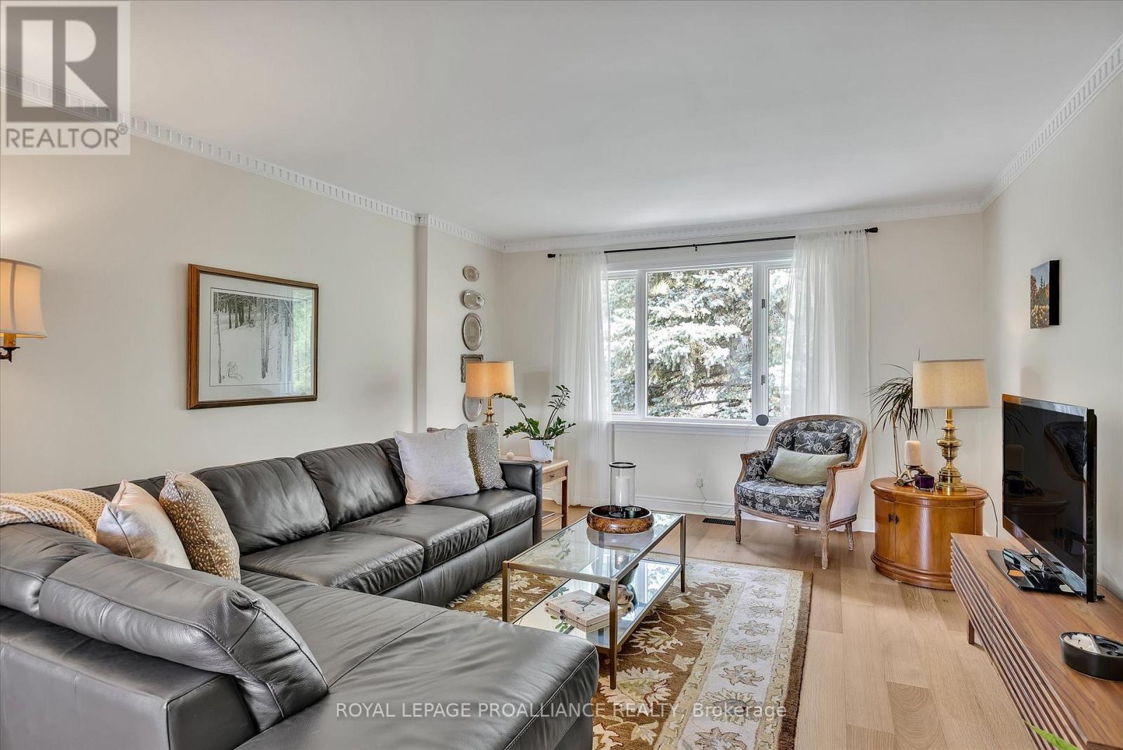 859 County Road 35, Trent Hills, Ontario  K0L 1L0 - Photo 4 - X12276773