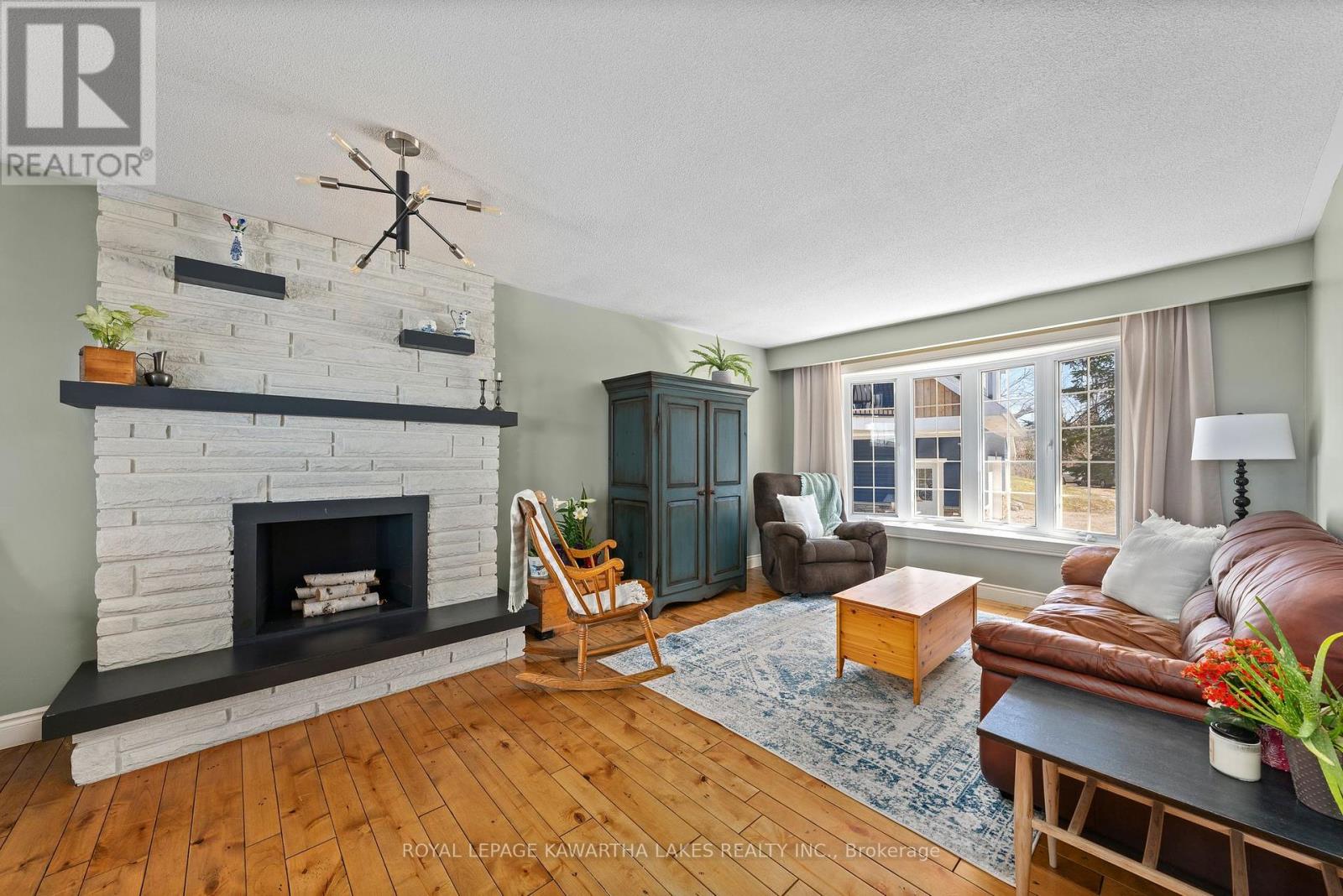 375 Snug Harbour Road, Kawartha Lakes (Fenelon), Ontario  K9V 4R6 - Photo 16 - X12276905