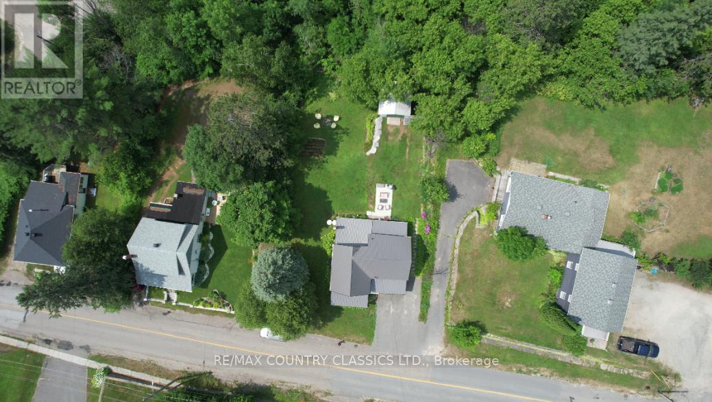 12 Hastings Street S, Bancroft (Bancroft Ward), Ontario  K0L 1C0 - Photo 8 - X12276910
