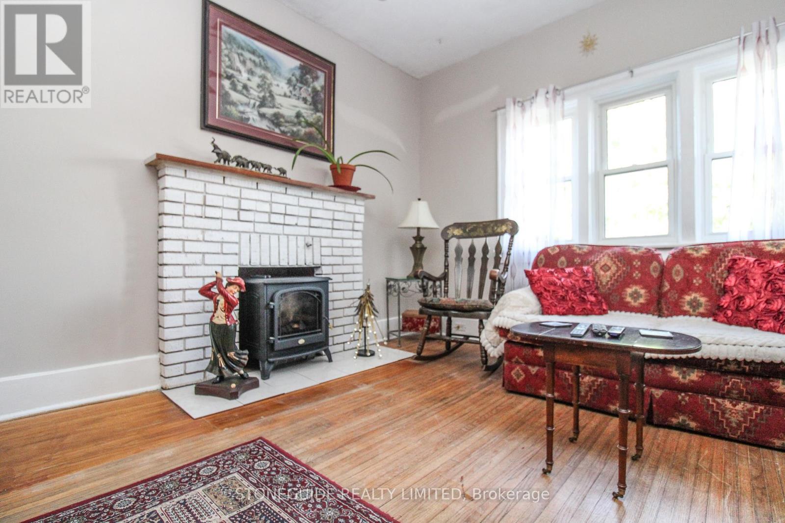 651 Aylmer Street, Peterborough Central (North), Ontario  K9H 3X3 - Photo 10 - X12277022