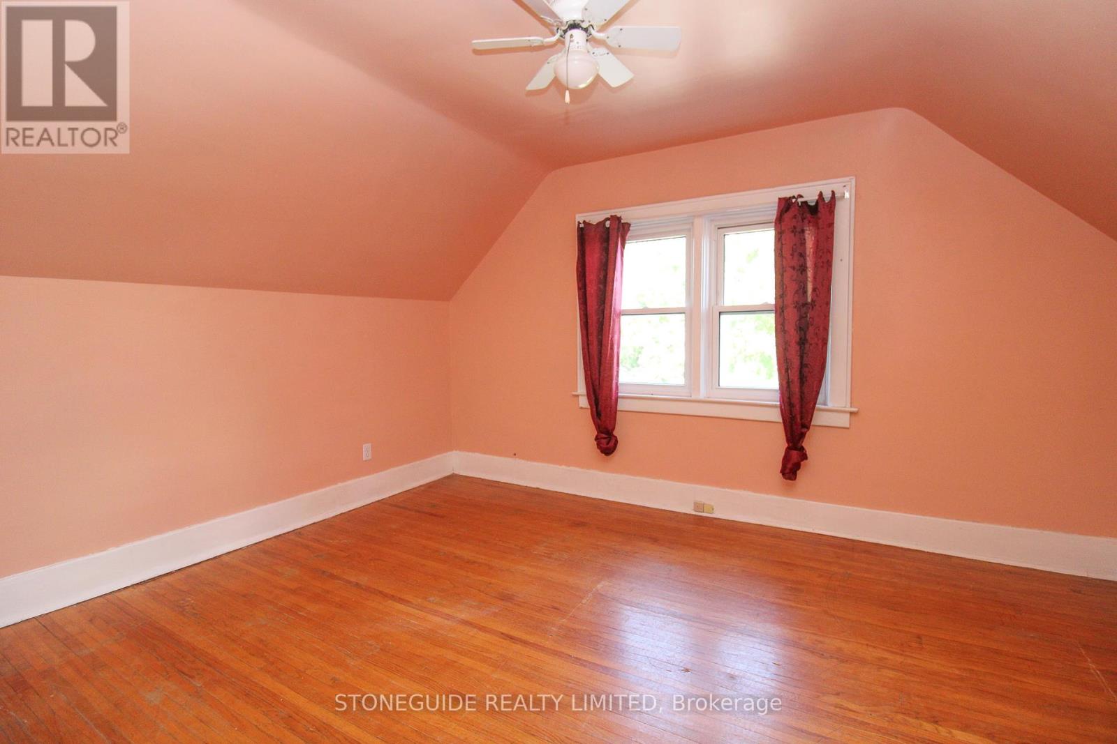 651 Aylmer Street, Peterborough Central (North), Ontario  K9H 3X3 - Photo 16 - X12277022