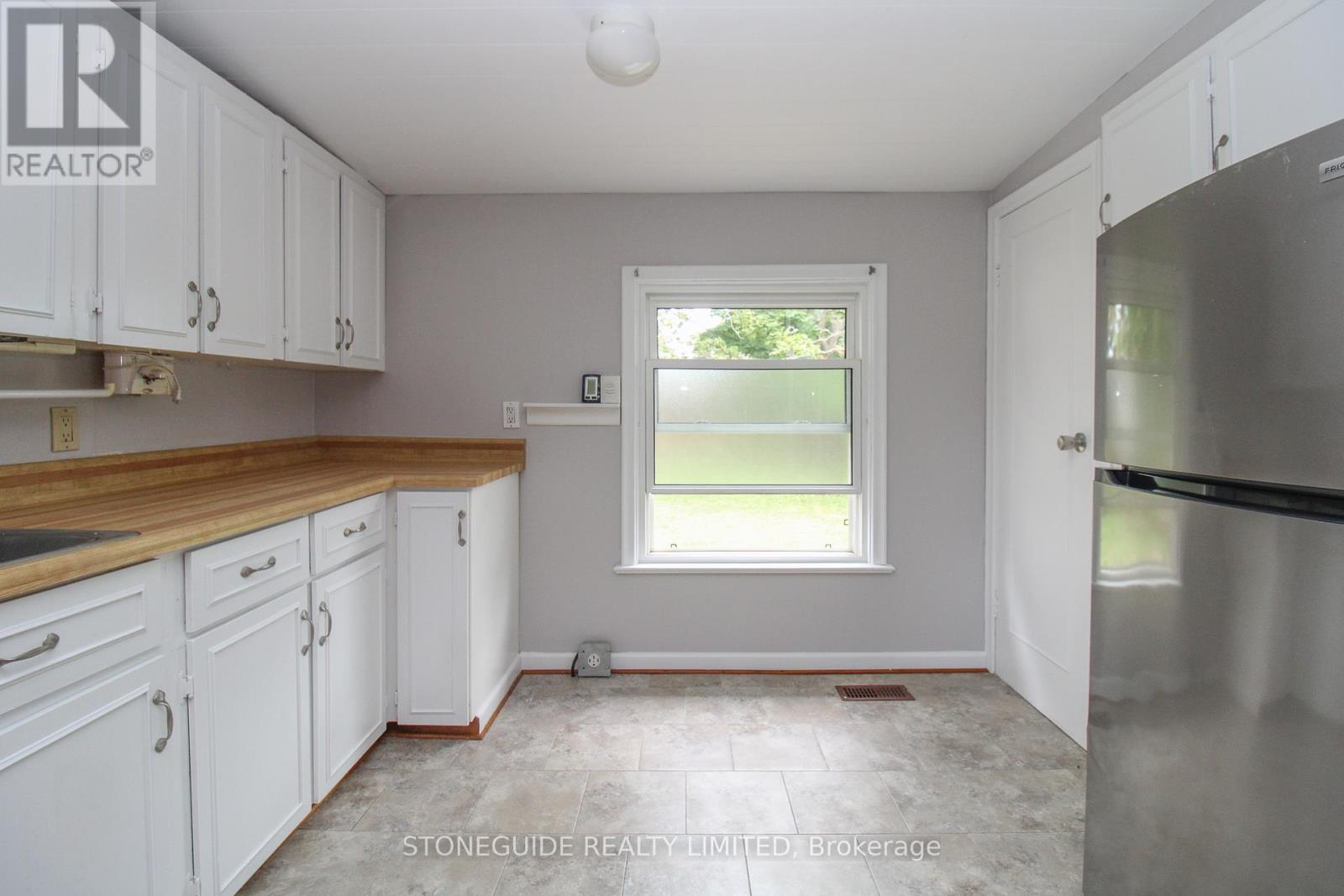 75 Fraser Street, Selwyn, Ontario  K9J 0C5 - Photo 10 - X12277078