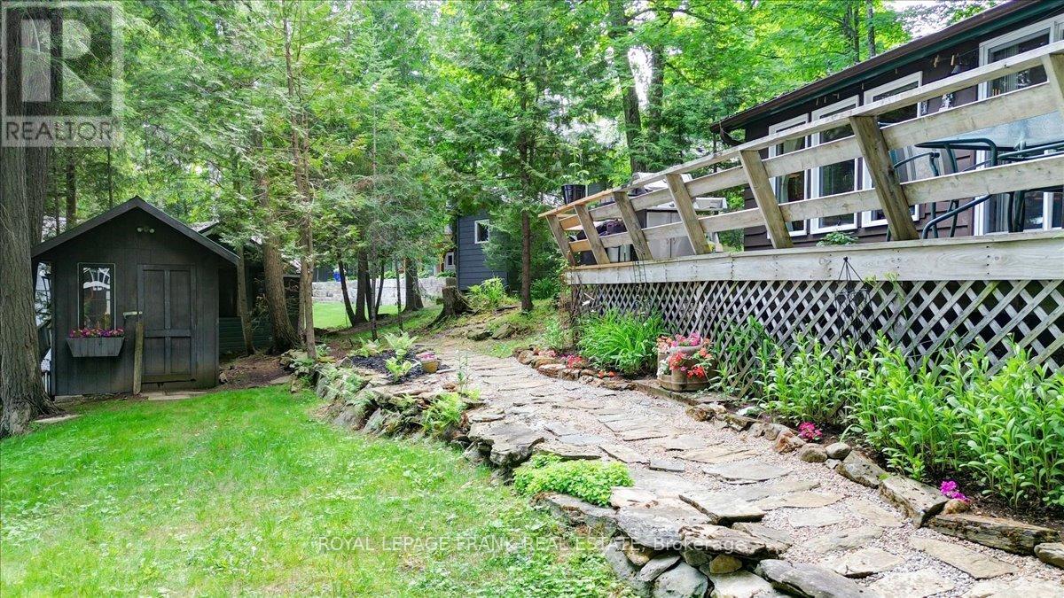 48 Bay View Lane, Tudor And Cashel (Tudor Ward), Ontario  K0L 1W0 - Photo 27 - X12277304
