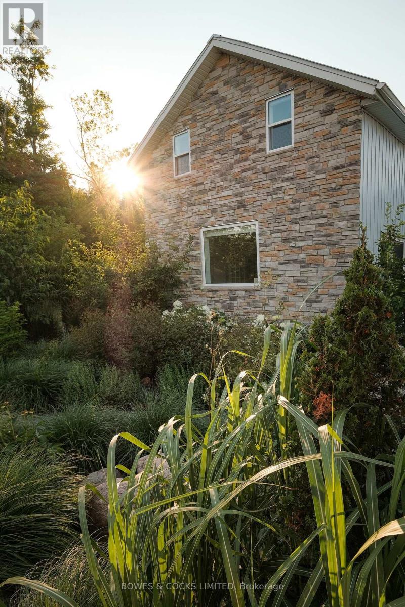 1009 Serpent Mounds Road, Otonabee-South Monaghan, Ontario  K0L 2G0 - Photo 47 - X12277451
