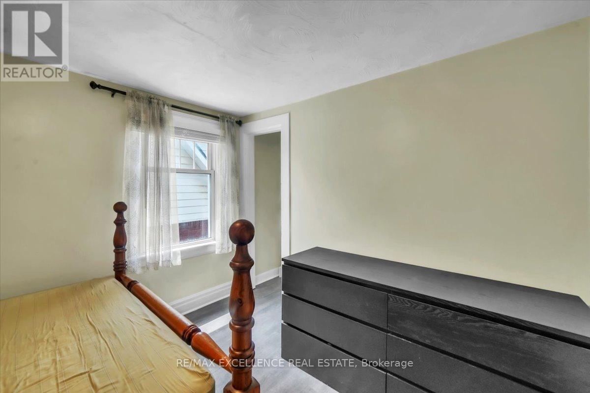 626 Downie Street, Peterborough Central (North), Ontario  K9H 4K3 - Photo 26 - X12277352