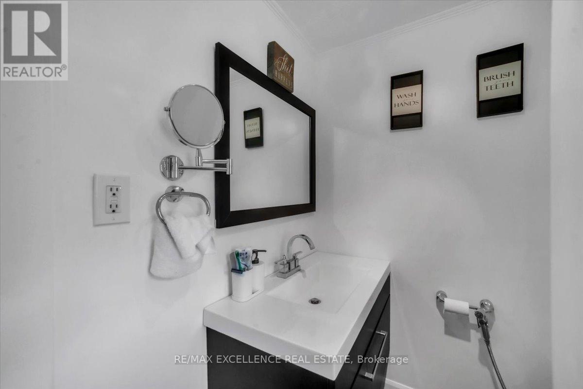 626 Downie Street, Peterborough Central (North), Ontario  K9H 4K3 - Photo 28 - X12277352
