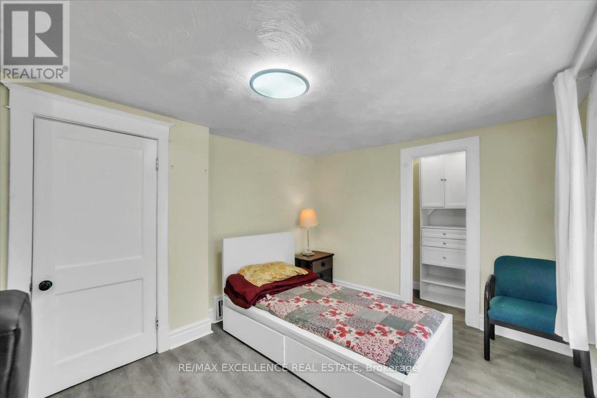 626 Downie Street, Peterborough Central (North), Ontario  K9H 4K3 - Photo 29 - X12277352