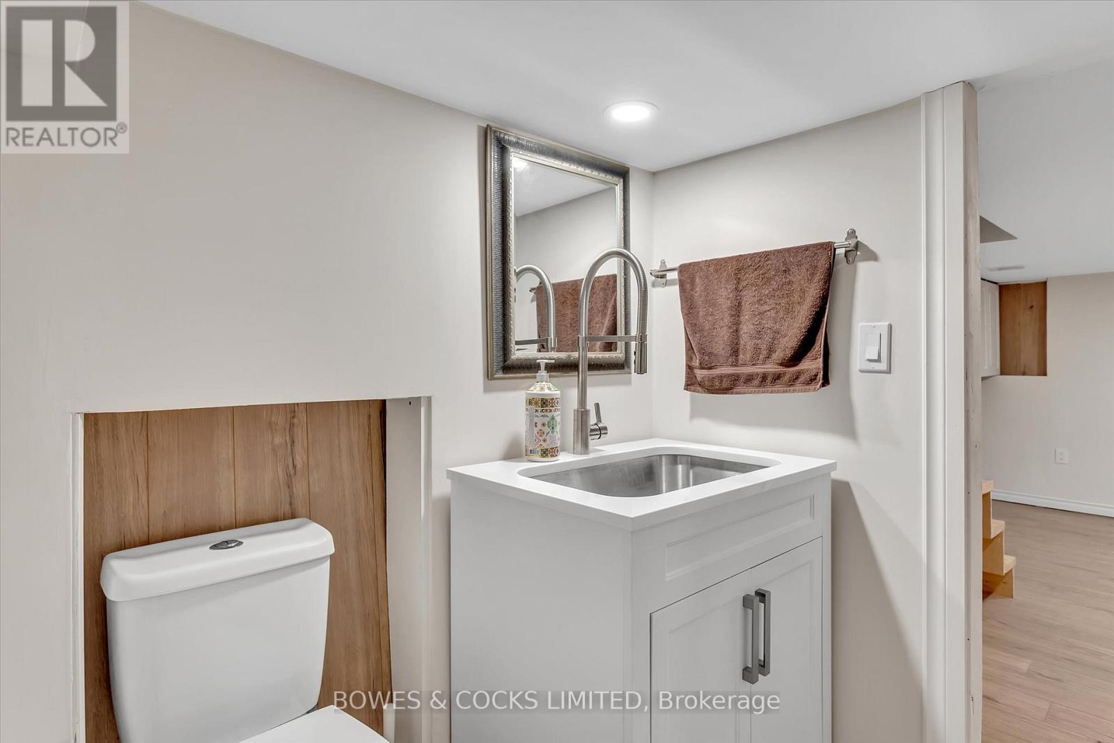 121 Durham Street W, Kawartha Lakes (Lindsay), Ontario  K9V 2R3 - Photo 36 - X12277530