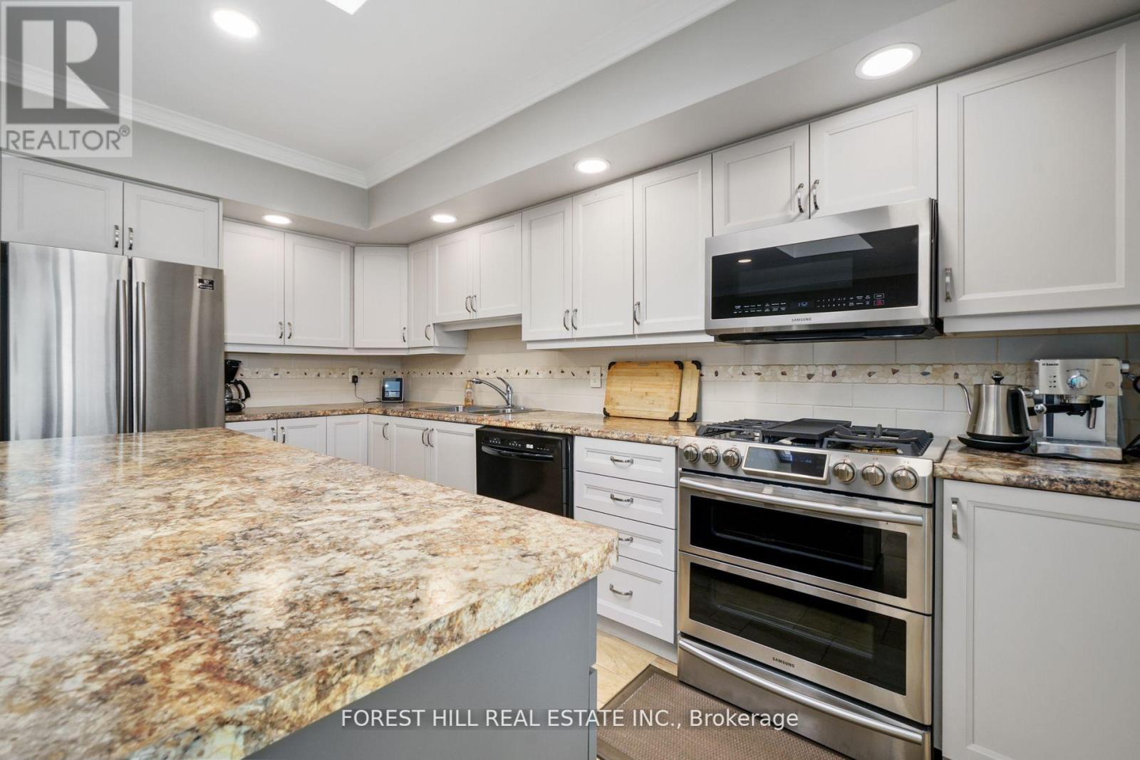 360 Fife Avenue, Selwyn, Ontario  K9J 0C6 - Photo 12 - X12277548